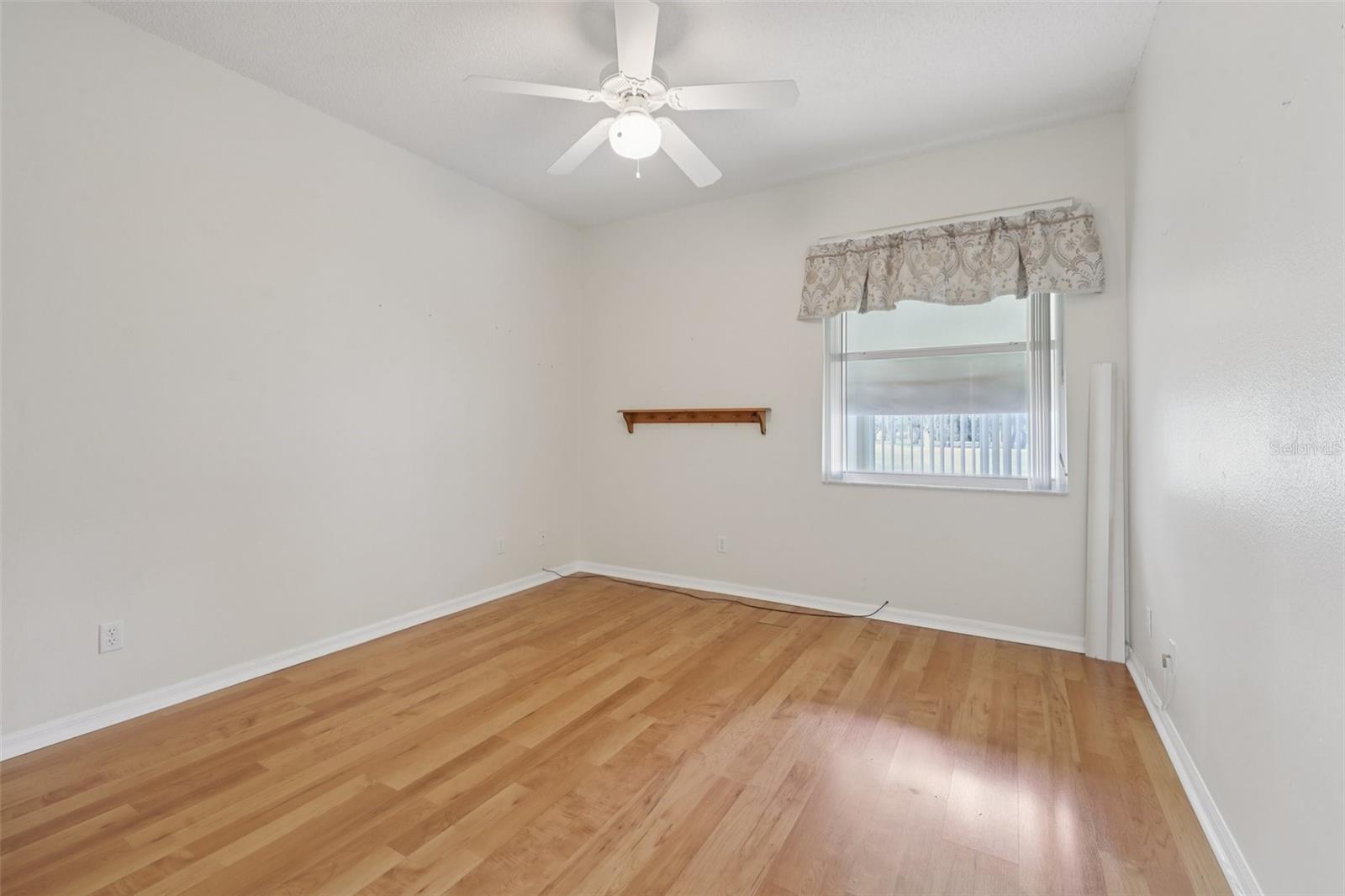 615 TREMONT GREENS LN