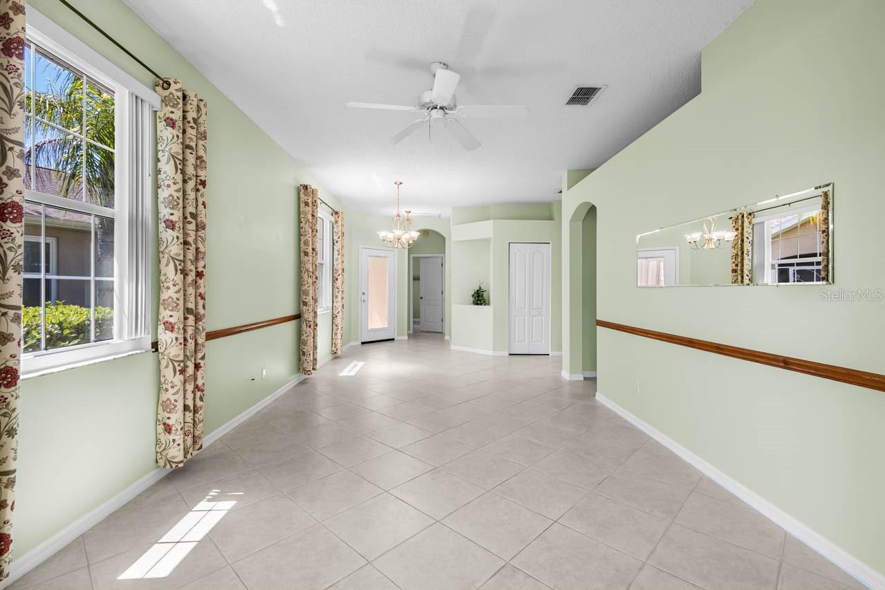 615 TREMONT GREENS LN