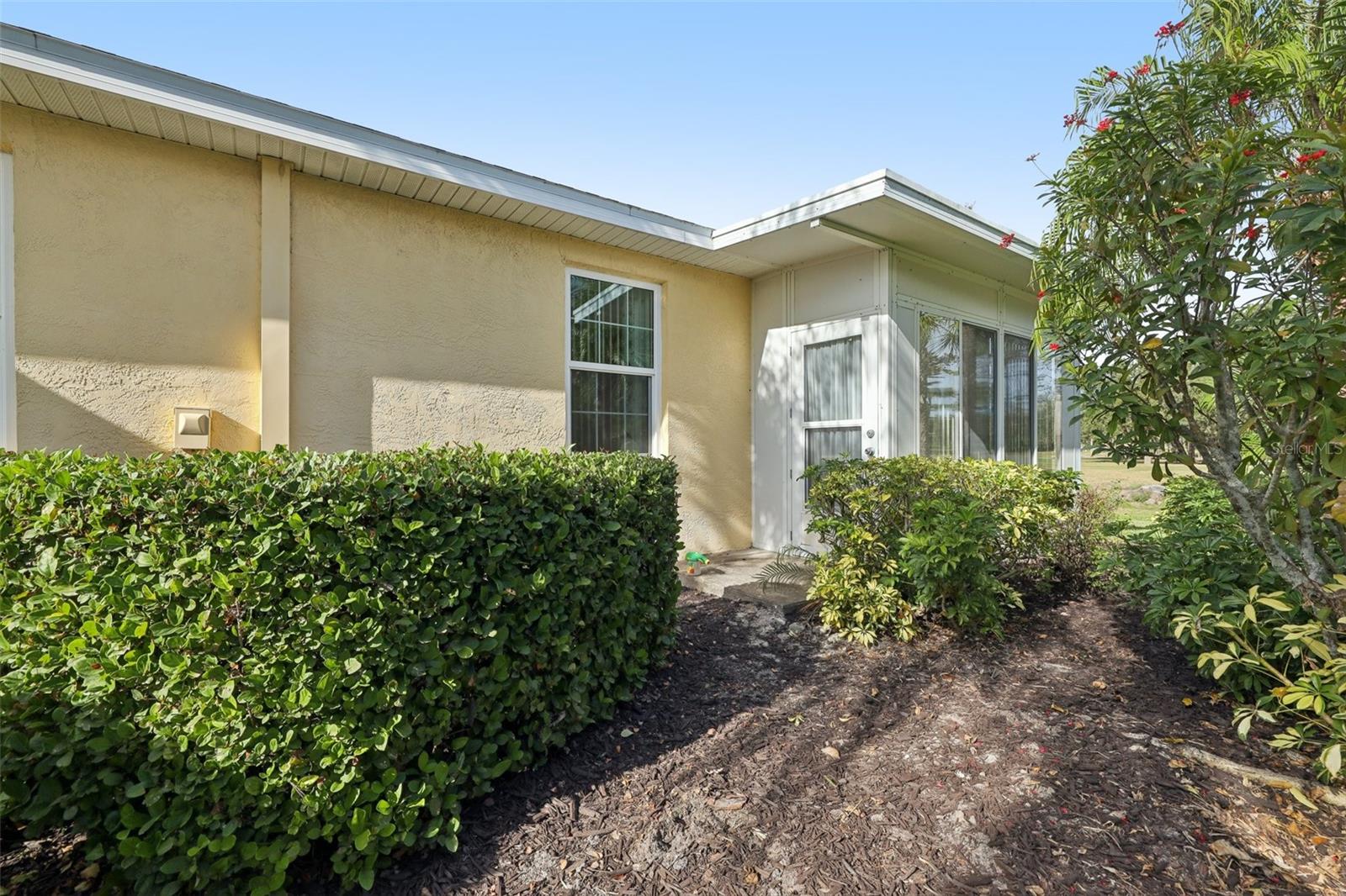 615 TREMONT GREENS LN