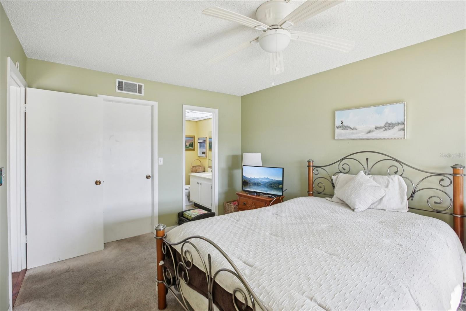 209 NE LINCOLN CIR N #309