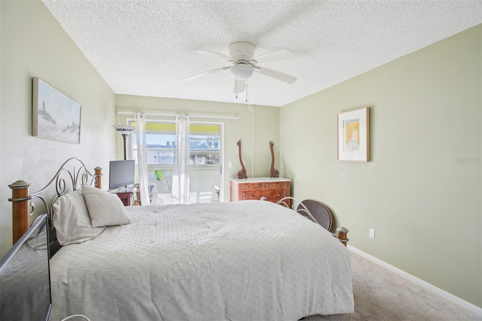 209 NE LINCOLN CIR N #309