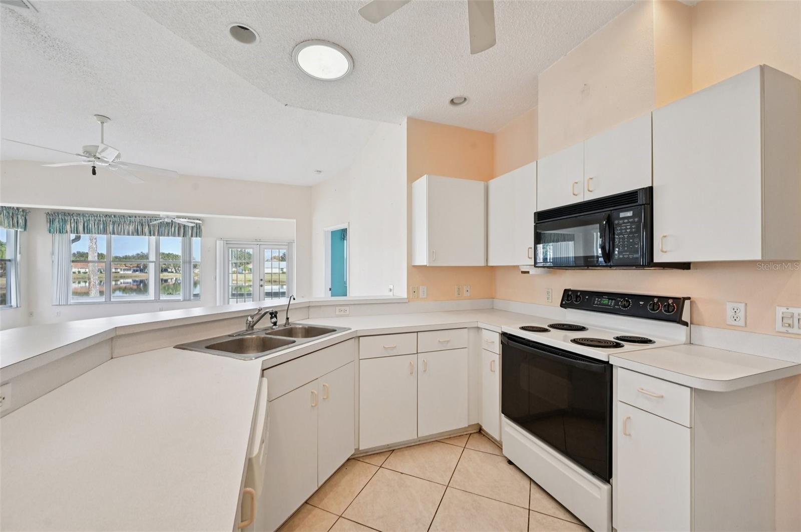 1221 RADISON AVE #47