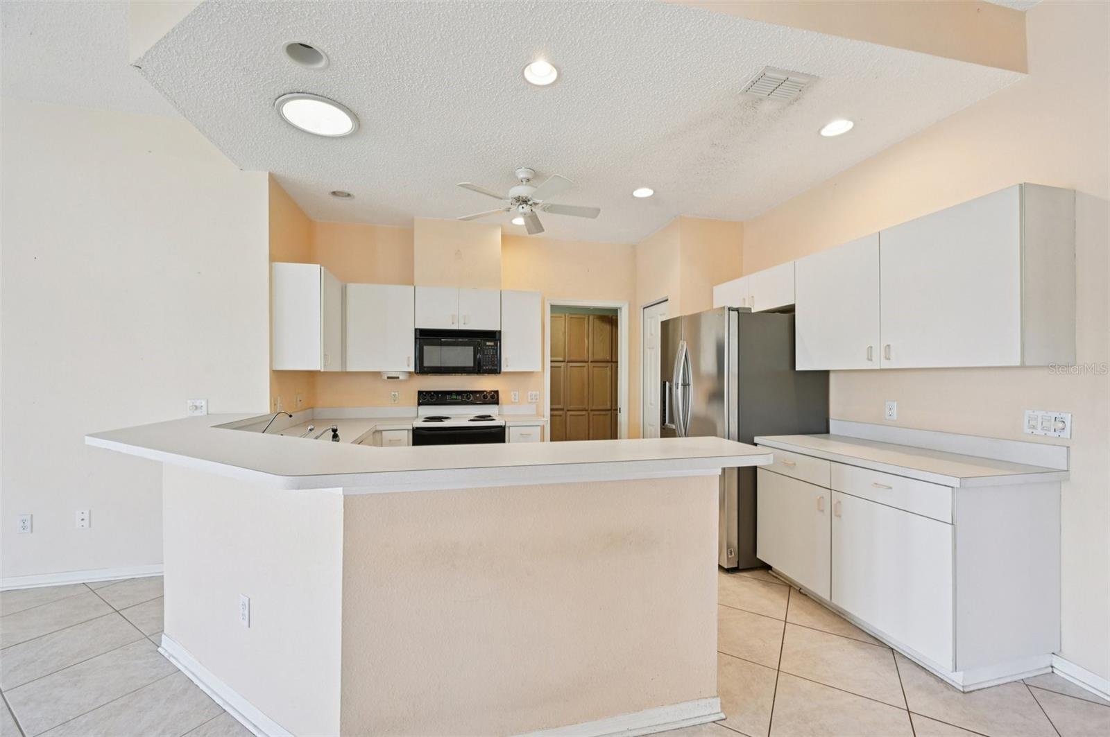 1221 RADISON AVE #47