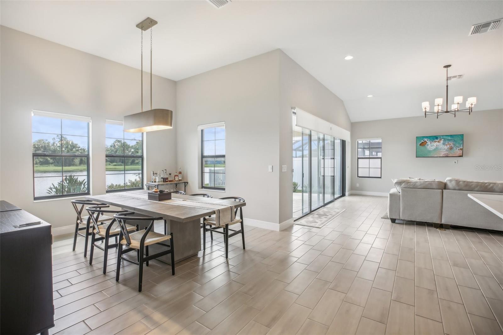 12818 BOGGY CREEK DR