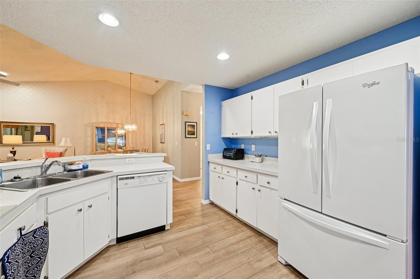 2215 OLIVE BRANCH DR