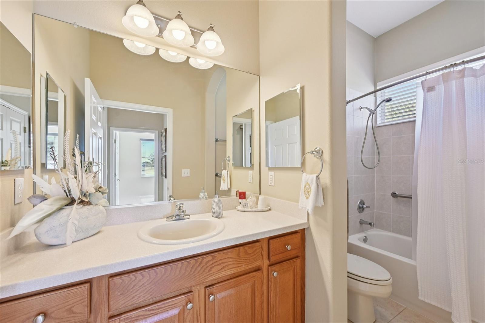 1013 CHELSEA GREENS CT