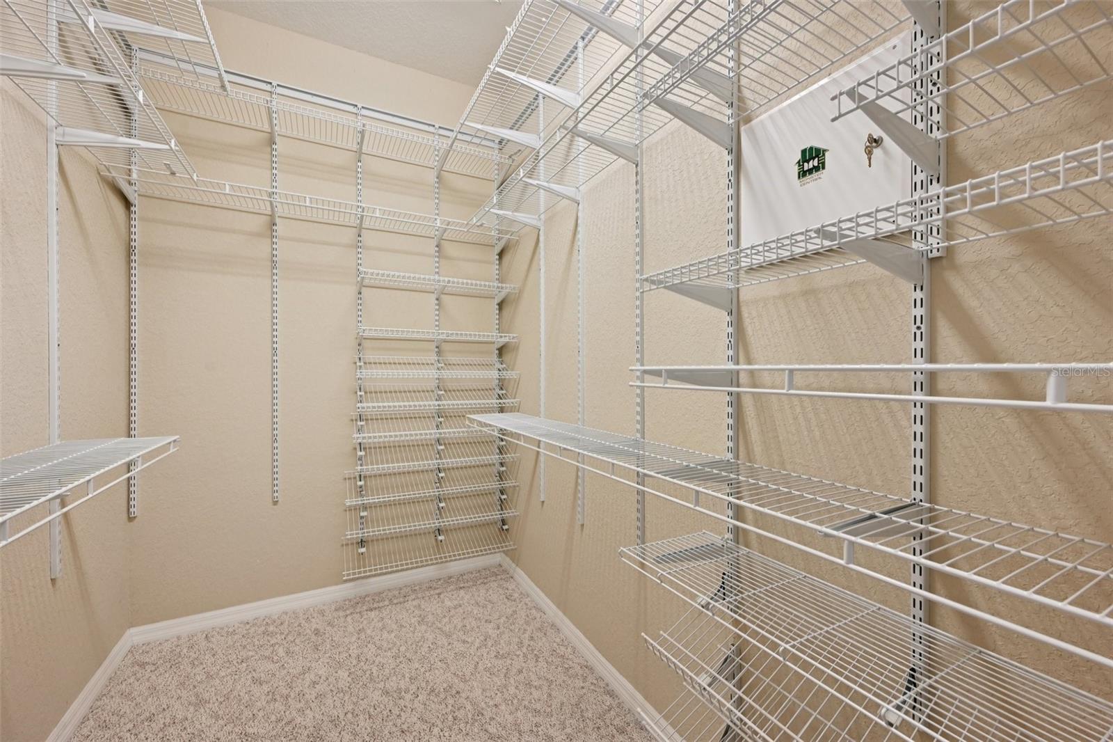 1013 CHELSEA GREENS CT