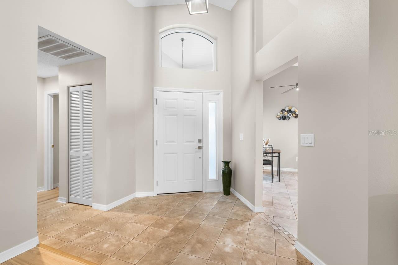 1613 E DEL WEBB BLVD