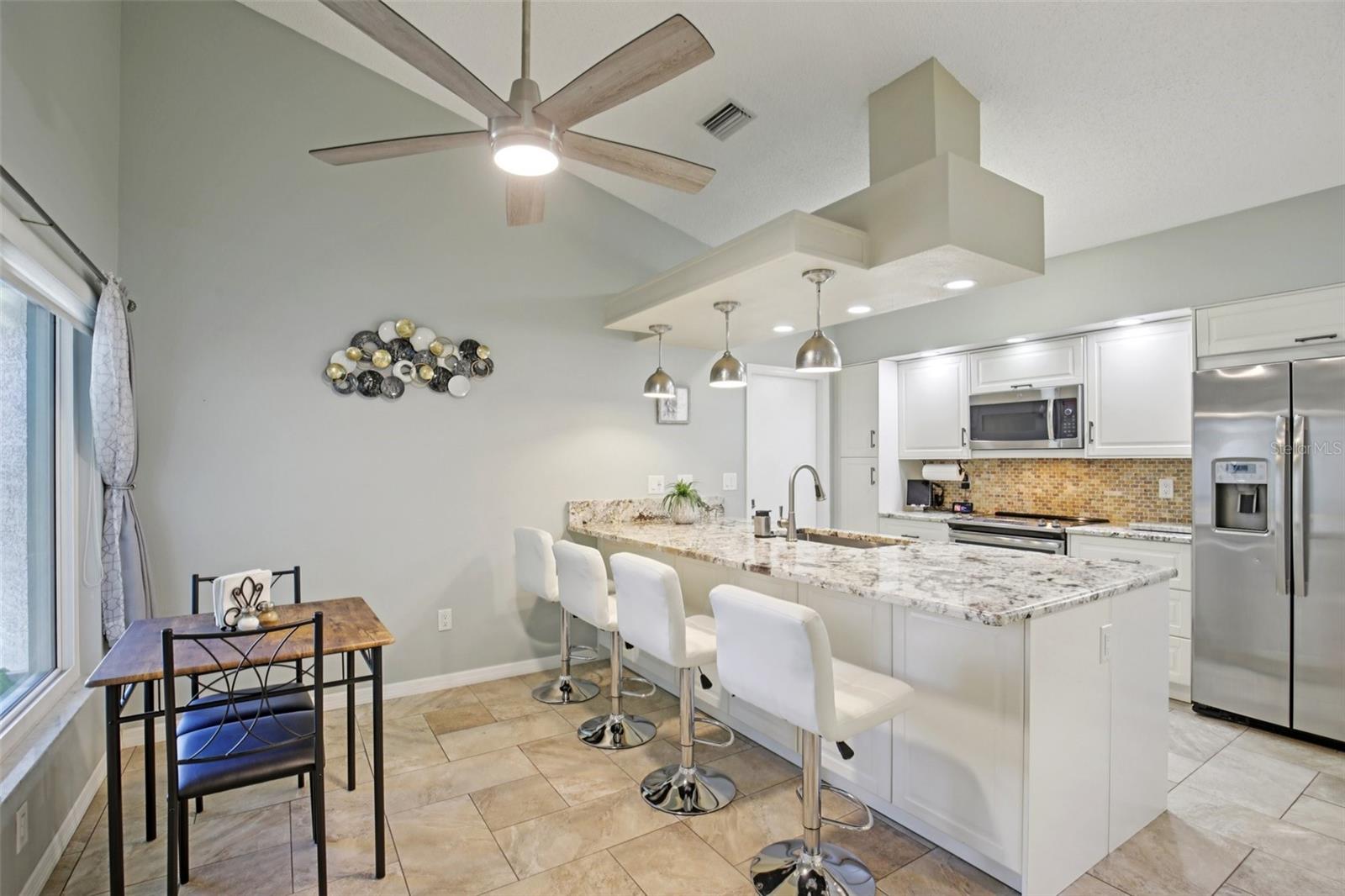 1613 E DEL WEBB BLVD