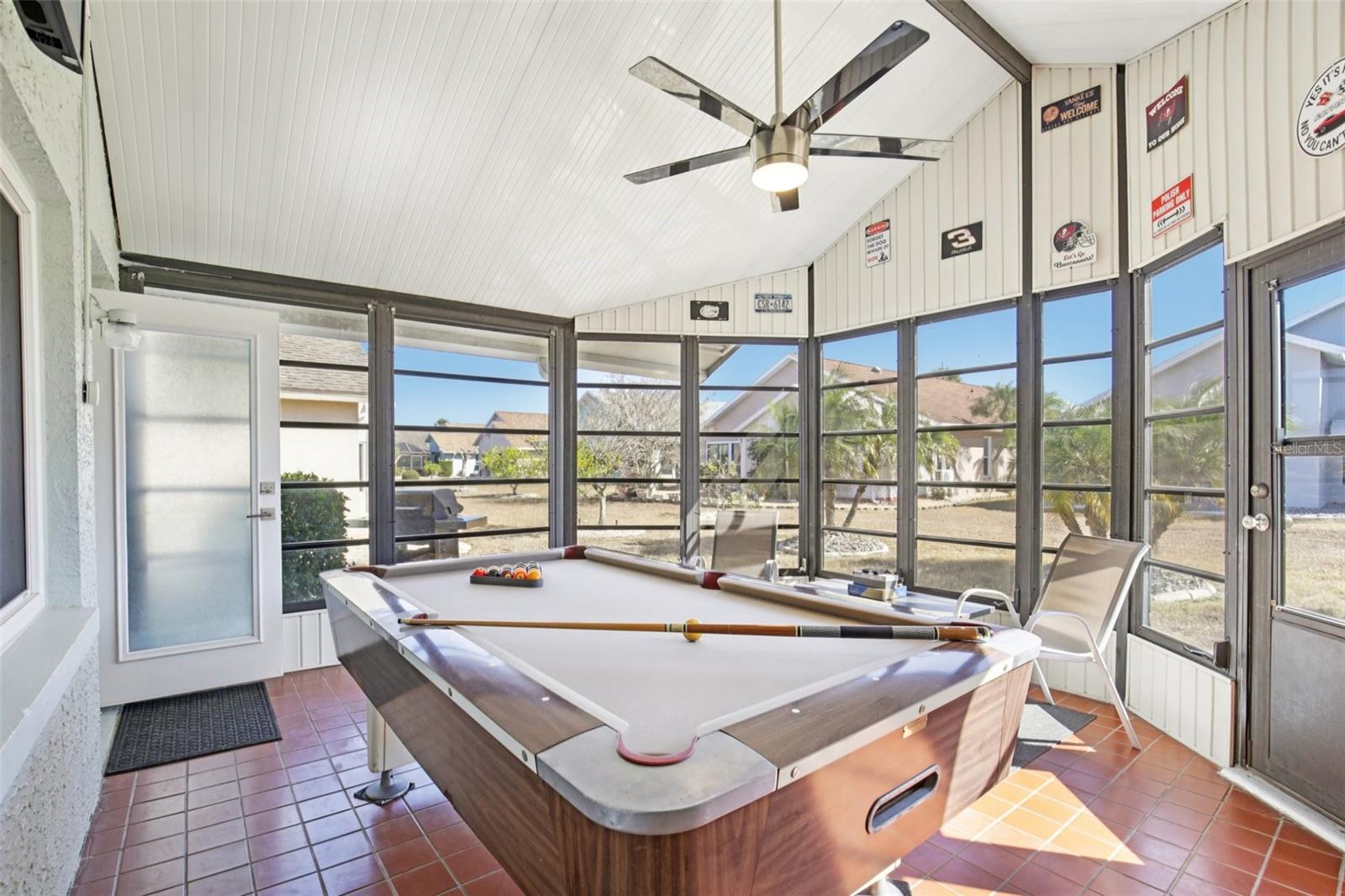 1613 E DEL WEBB BLVD