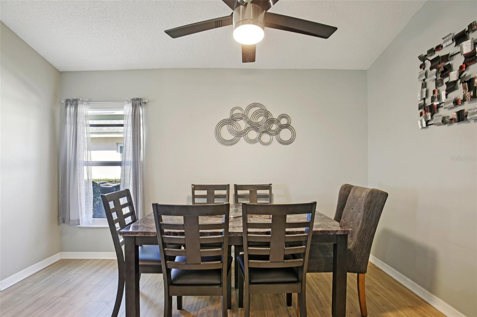 1613 E DEL WEBB BLVD