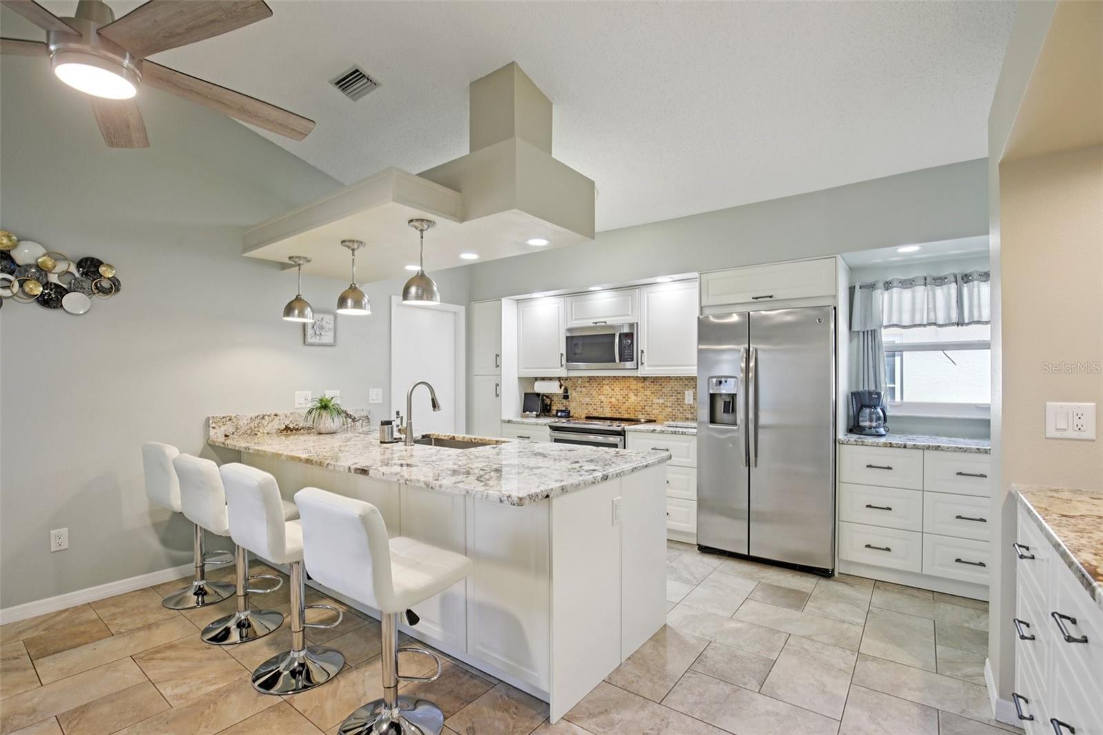 1613 E DEL WEBB BLVD