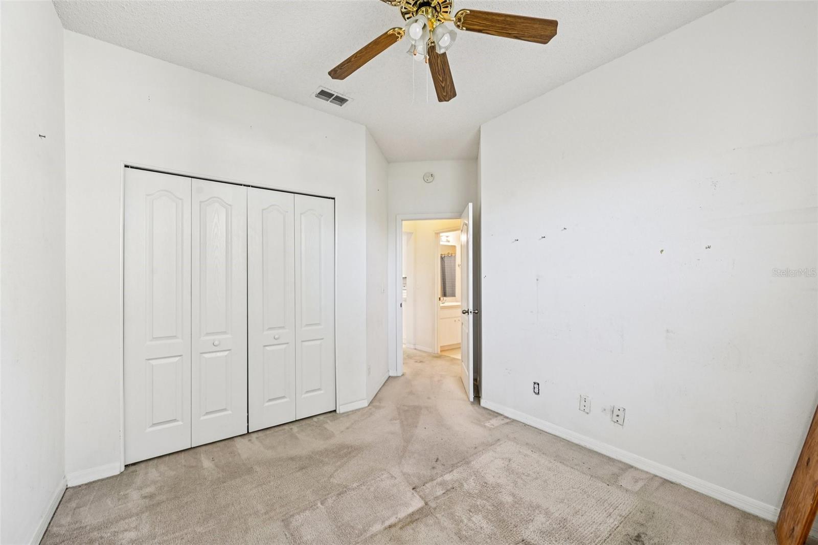 807 TREMONT GREENS LN