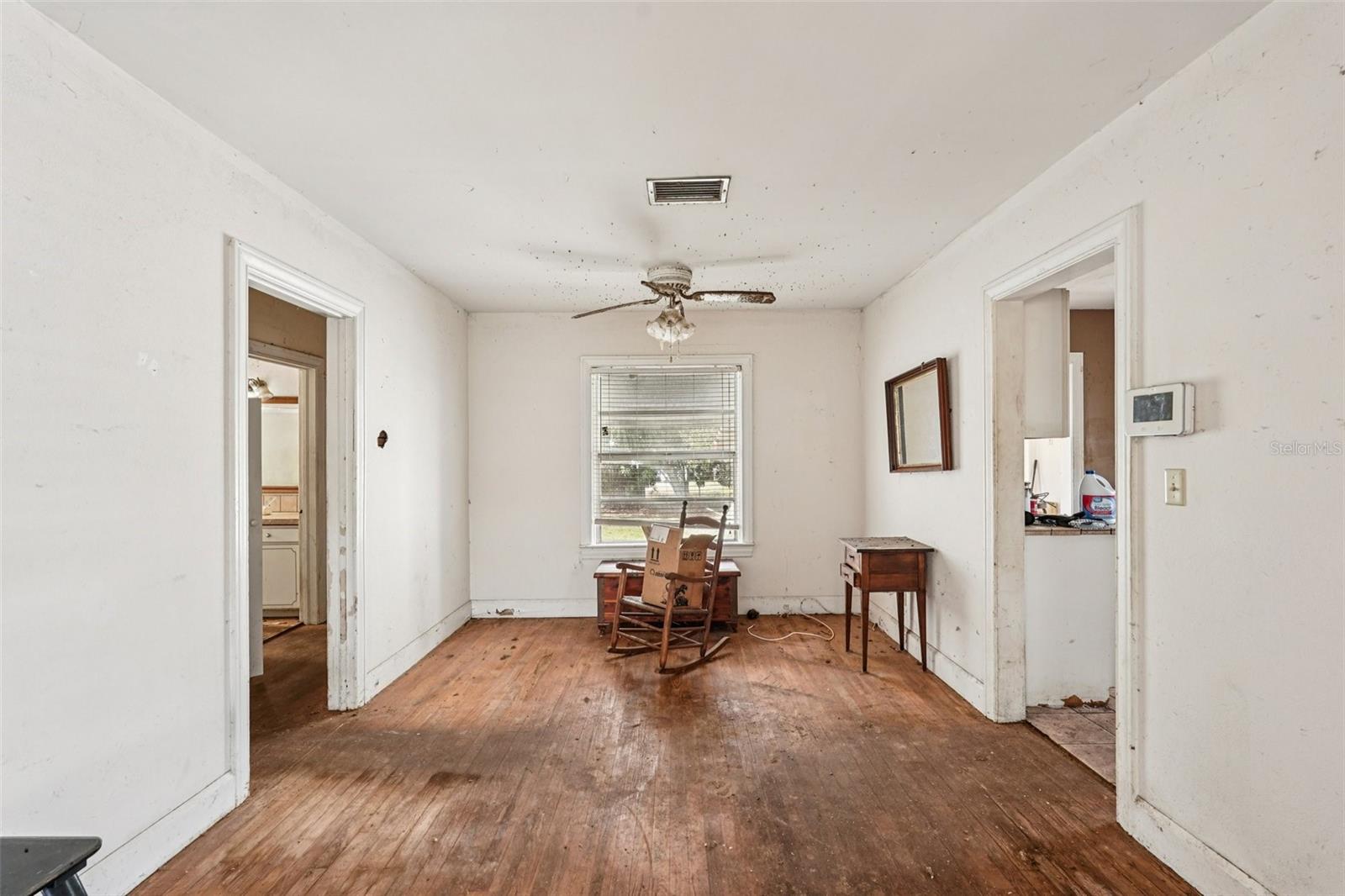 806 33RD STREET CT W