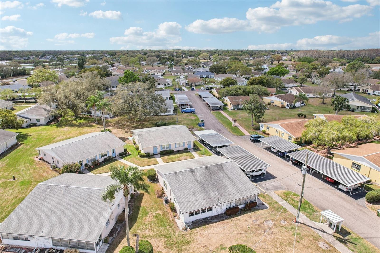 402 DORCHESTER PL #40