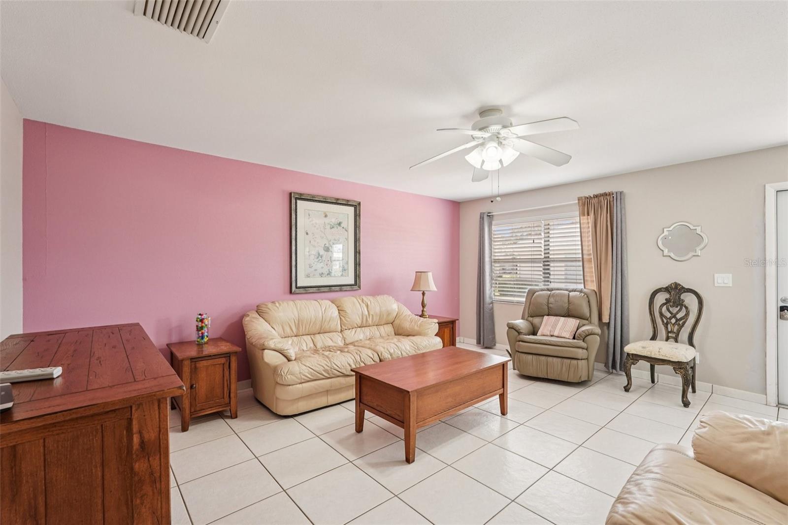 402 DORCHESTER PL #40