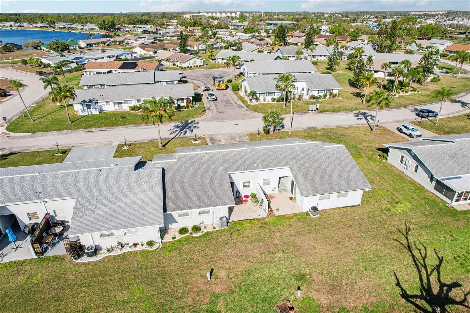 1307 NEW BEDFORD DR #3C