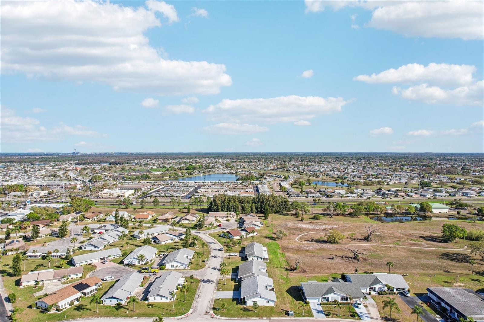 1307 NEW BEDFORD DR #3C