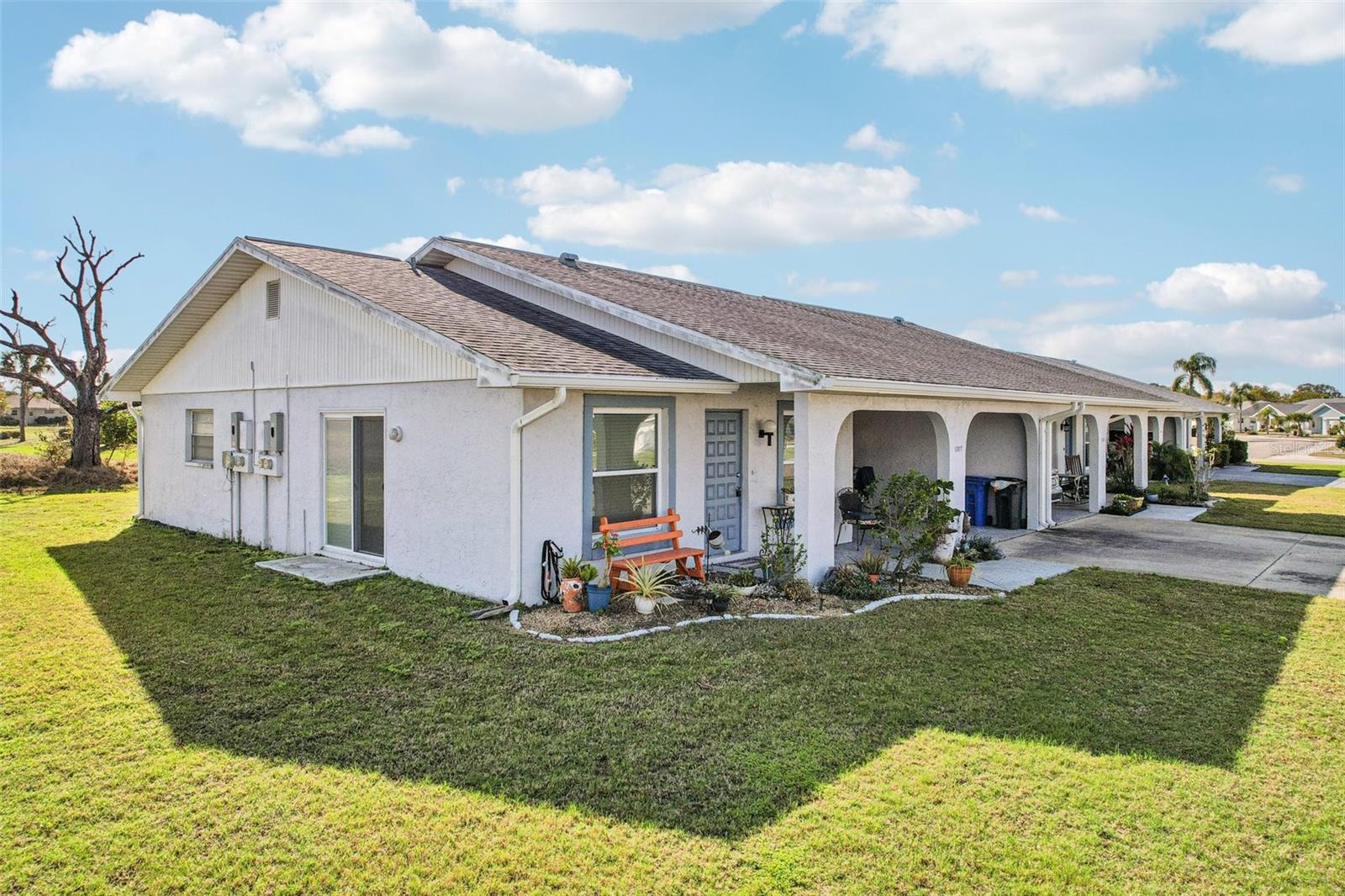 1307 NEW BEDFORD DR #3C