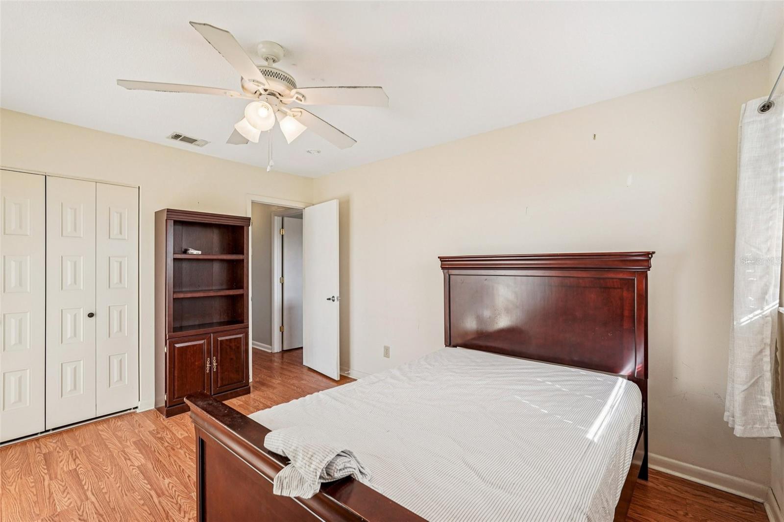 1307 NEW BEDFORD DR #3C