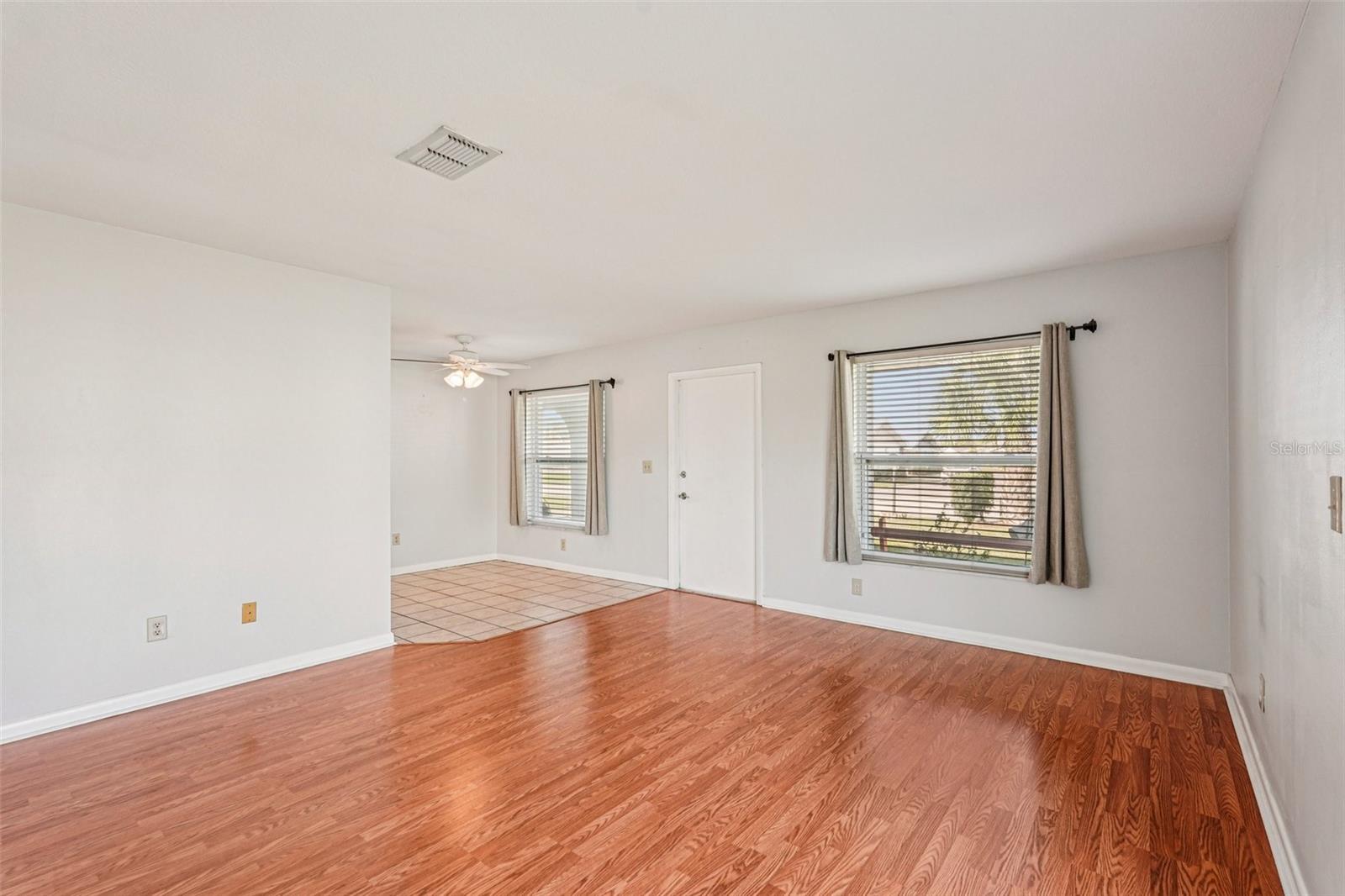 1307 NEW BEDFORD DR #3C