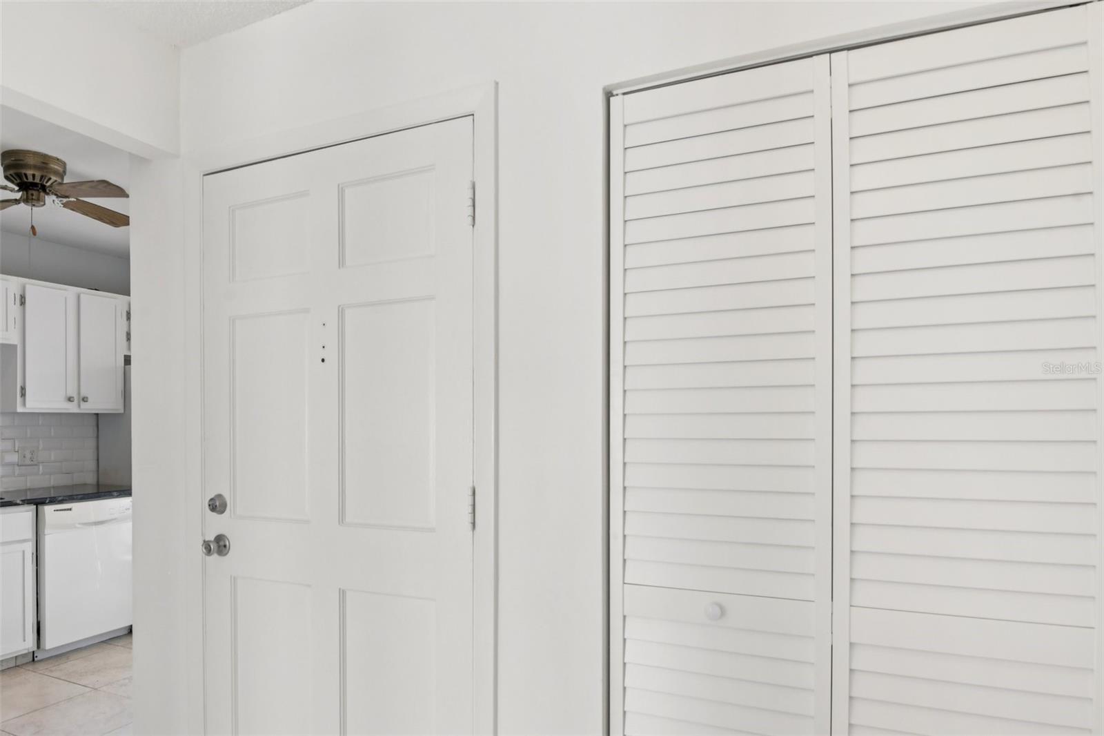 2064 SUNSET POINT RD #71