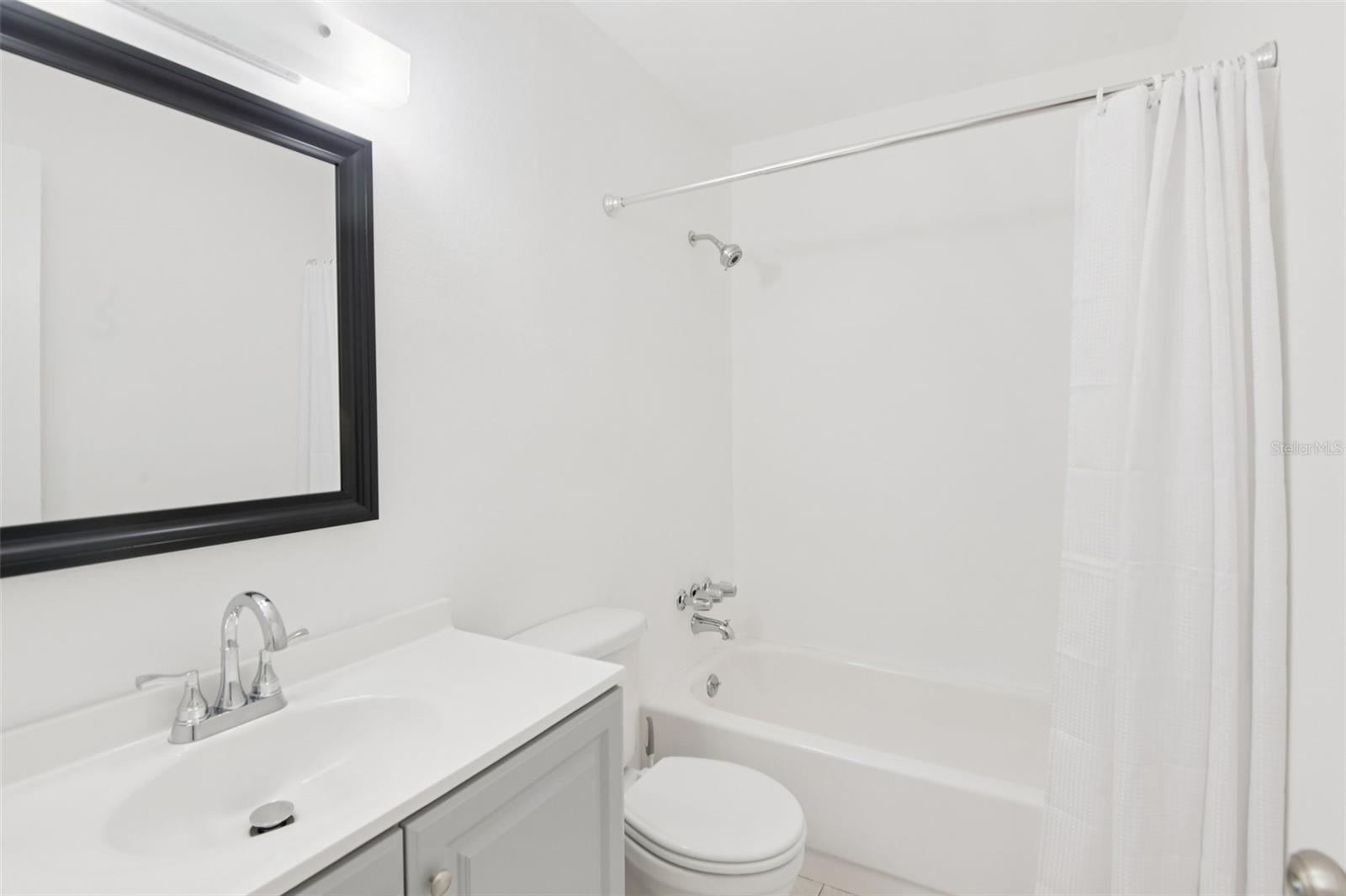 2064 SUNSET POINT RD #71