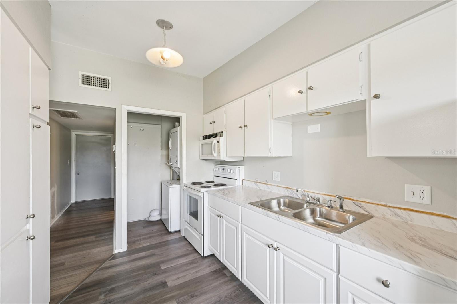 1010 N PEBBLE BEACH BLVD