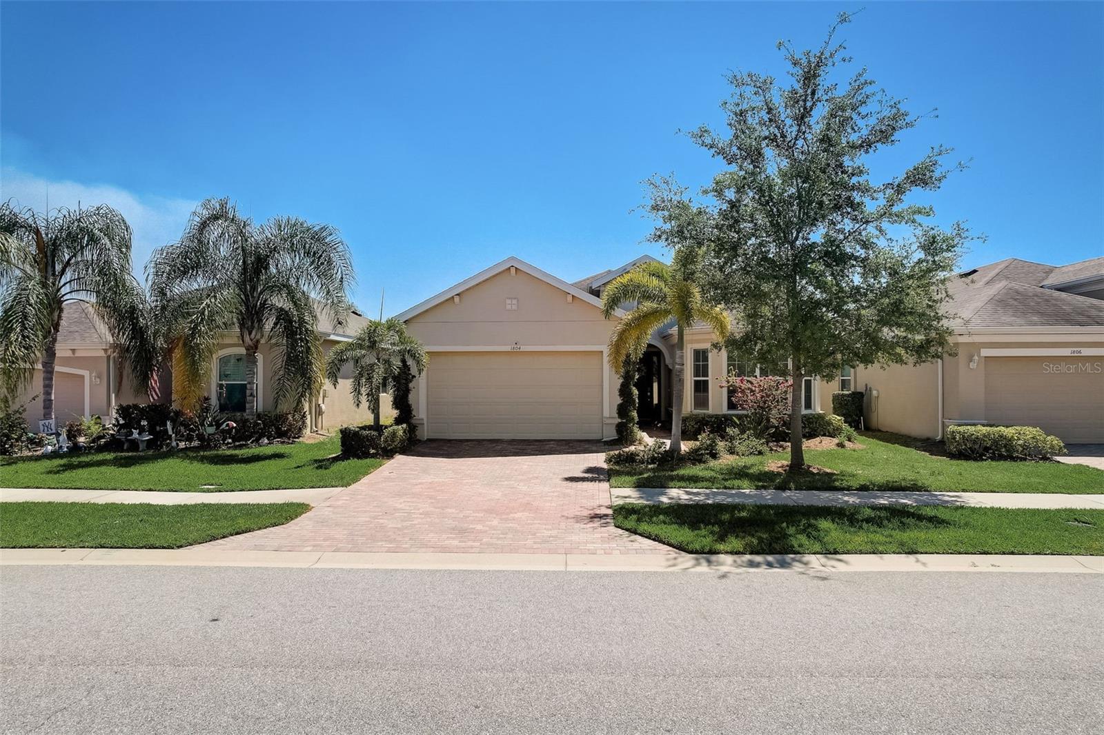 1804 PACIFIC DUNES DR