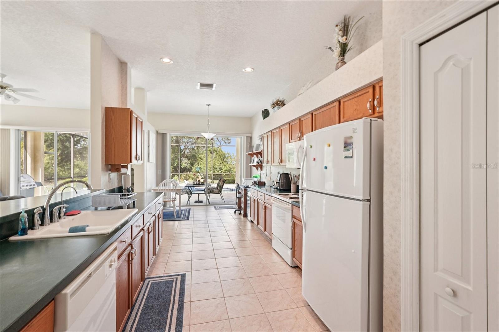 1351 MISTY GREENS DR