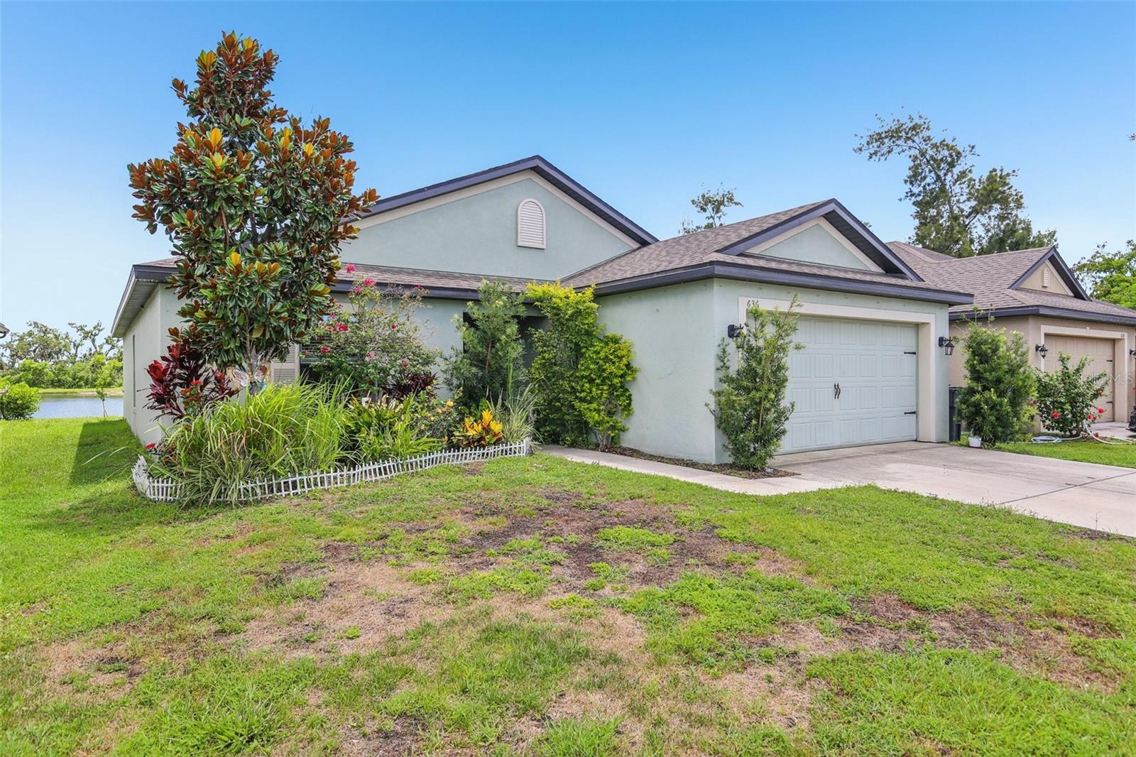 636 CHATHAM WALK DR