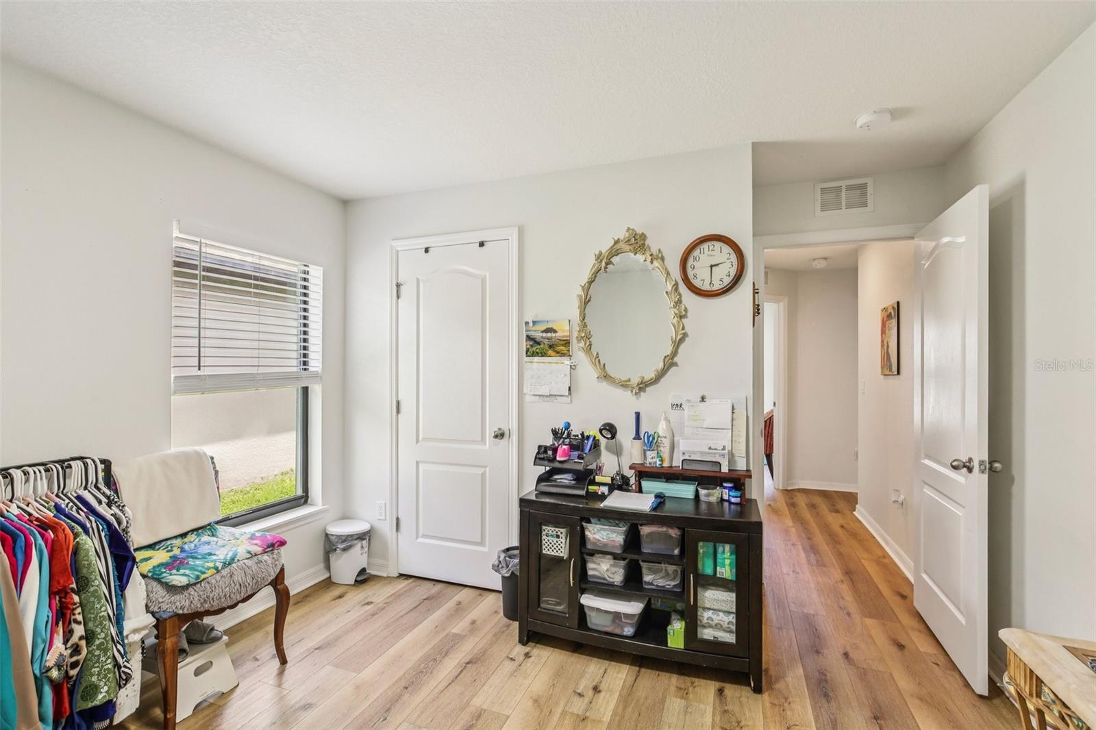 636 CHATHAM WALK DR