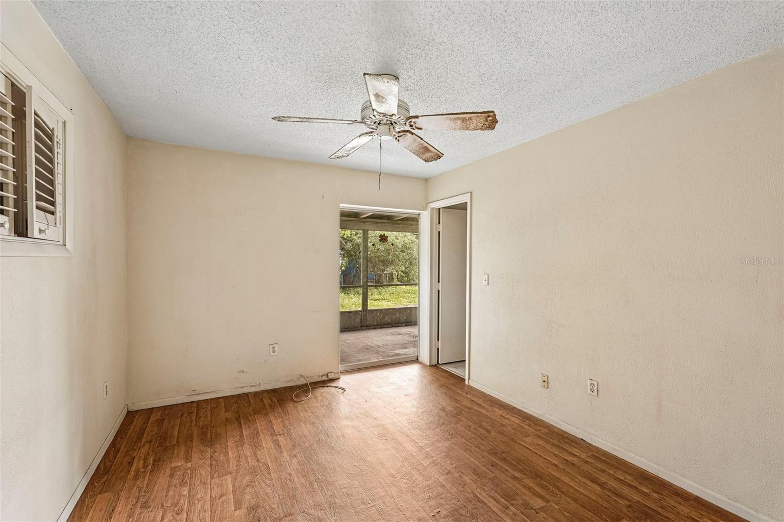 838 CORDELE AVE NW
