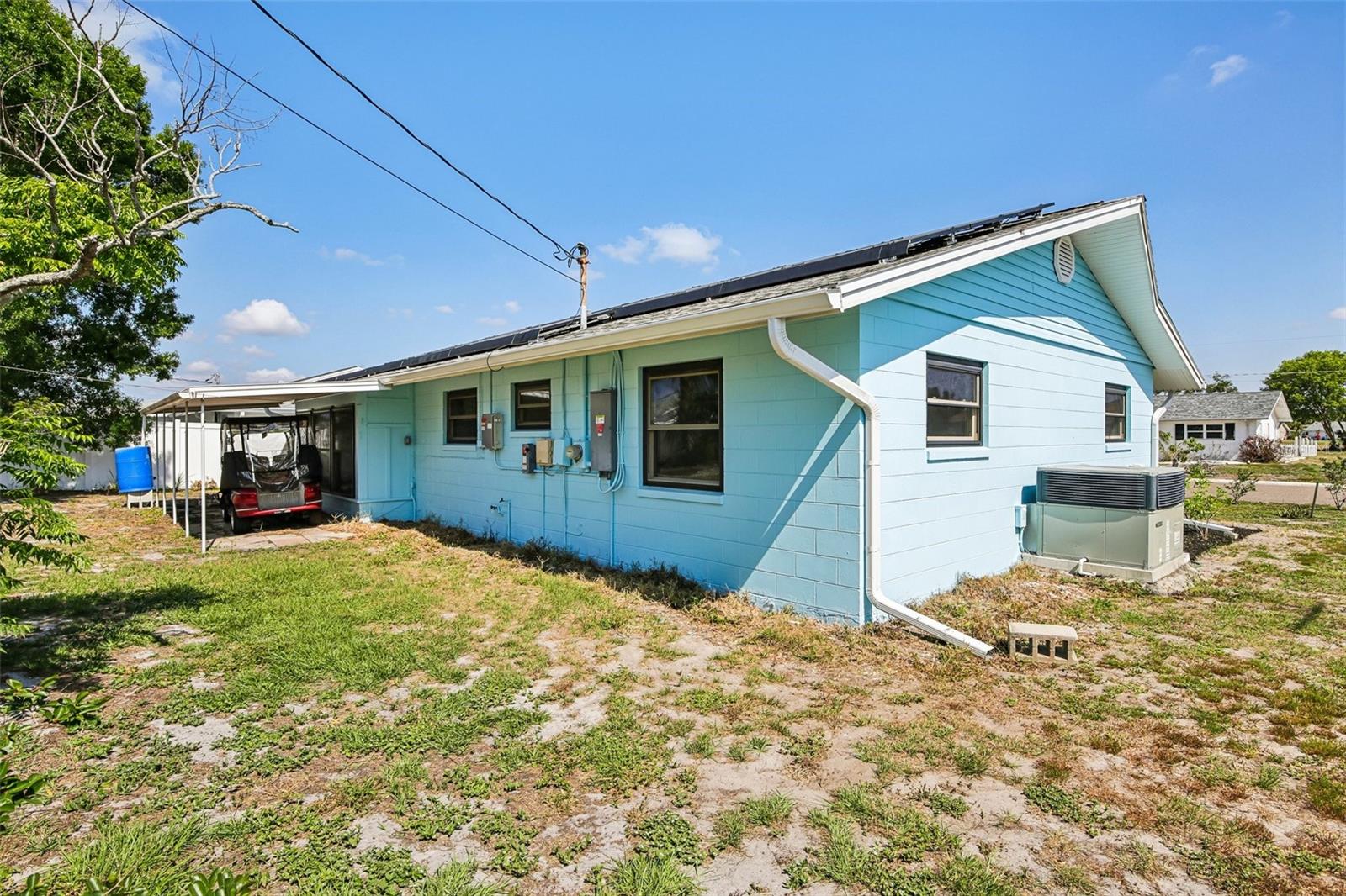 704 OJAI AVE