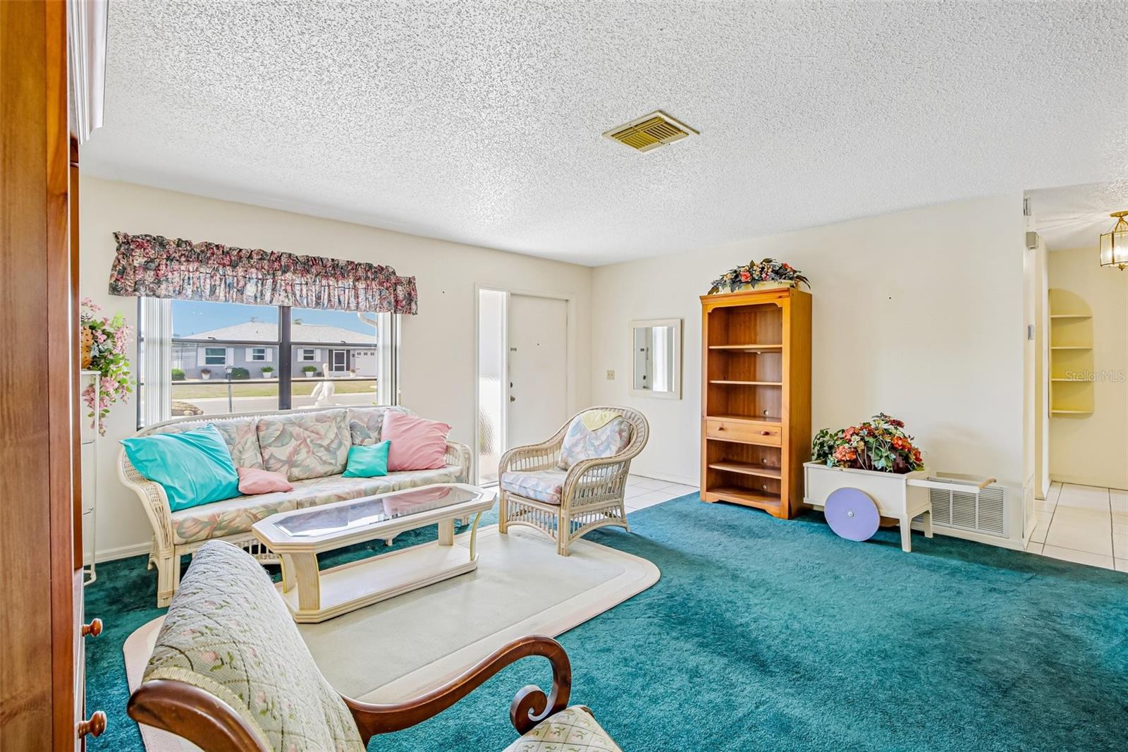 647 FORT DUQUESNA DR