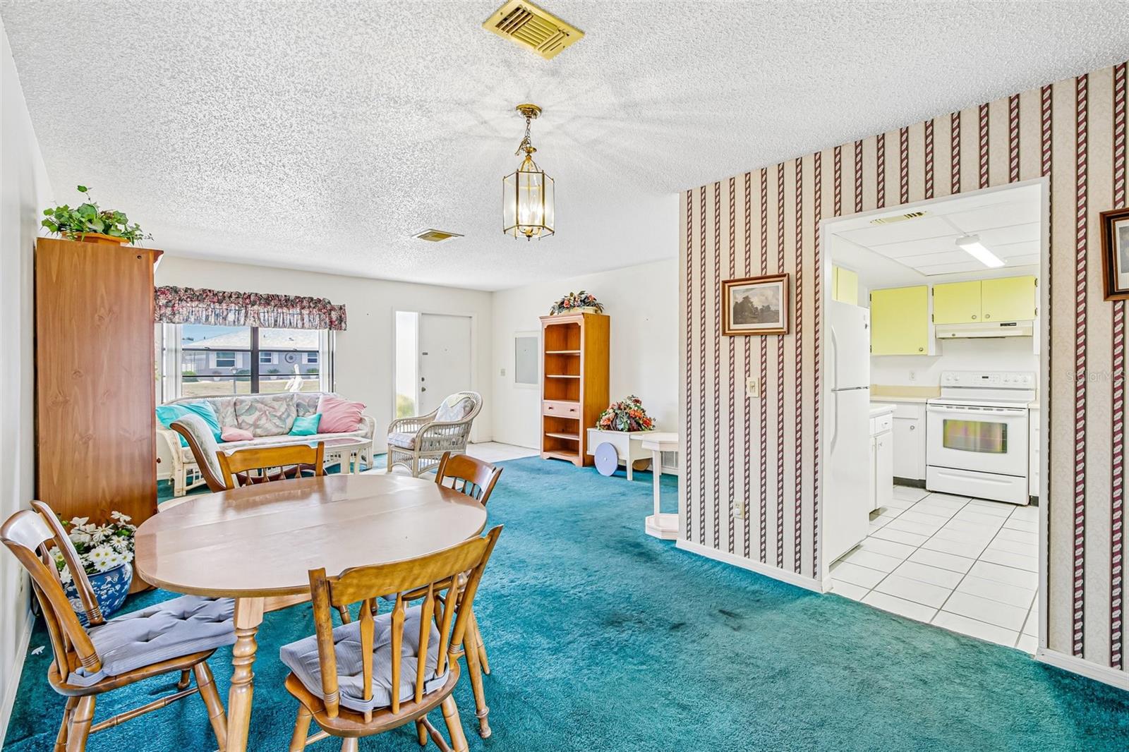 647 FORT DUQUESNA DR