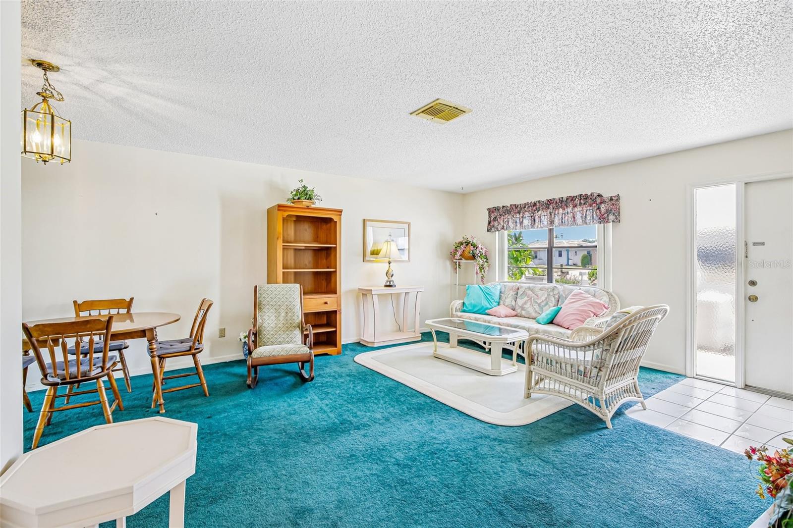 647 FORT DUQUESNA DR