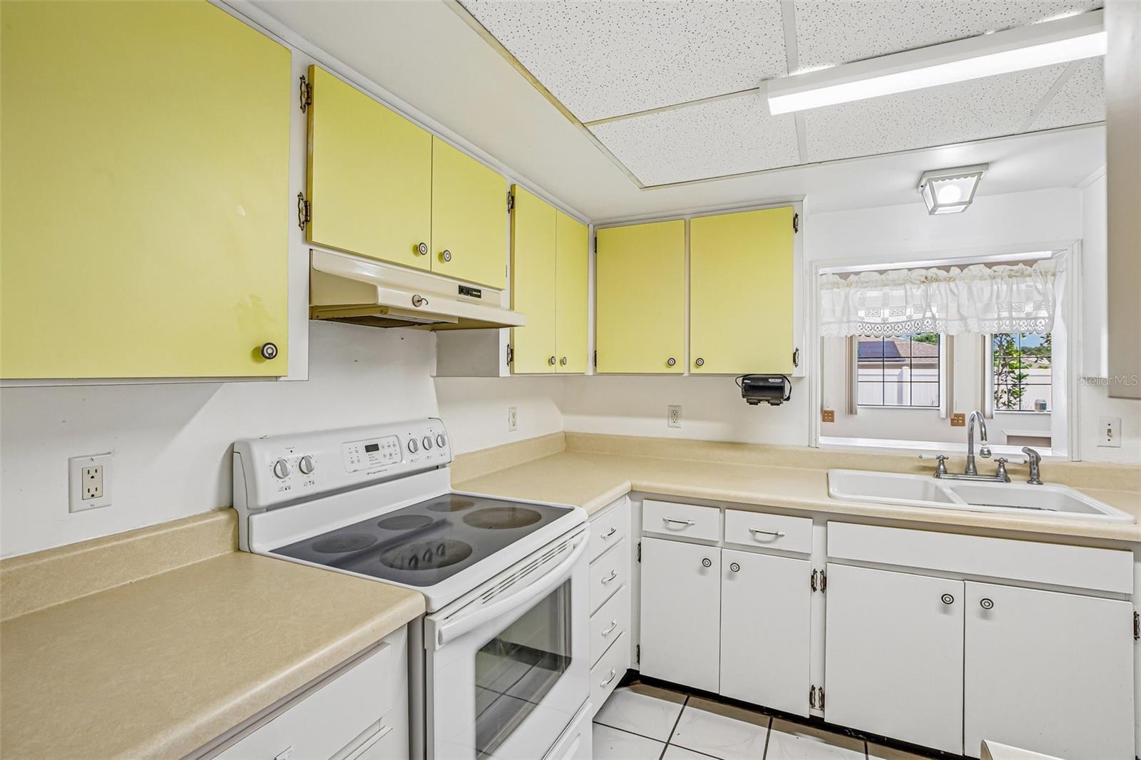 647 FORT DUQUESNA DR