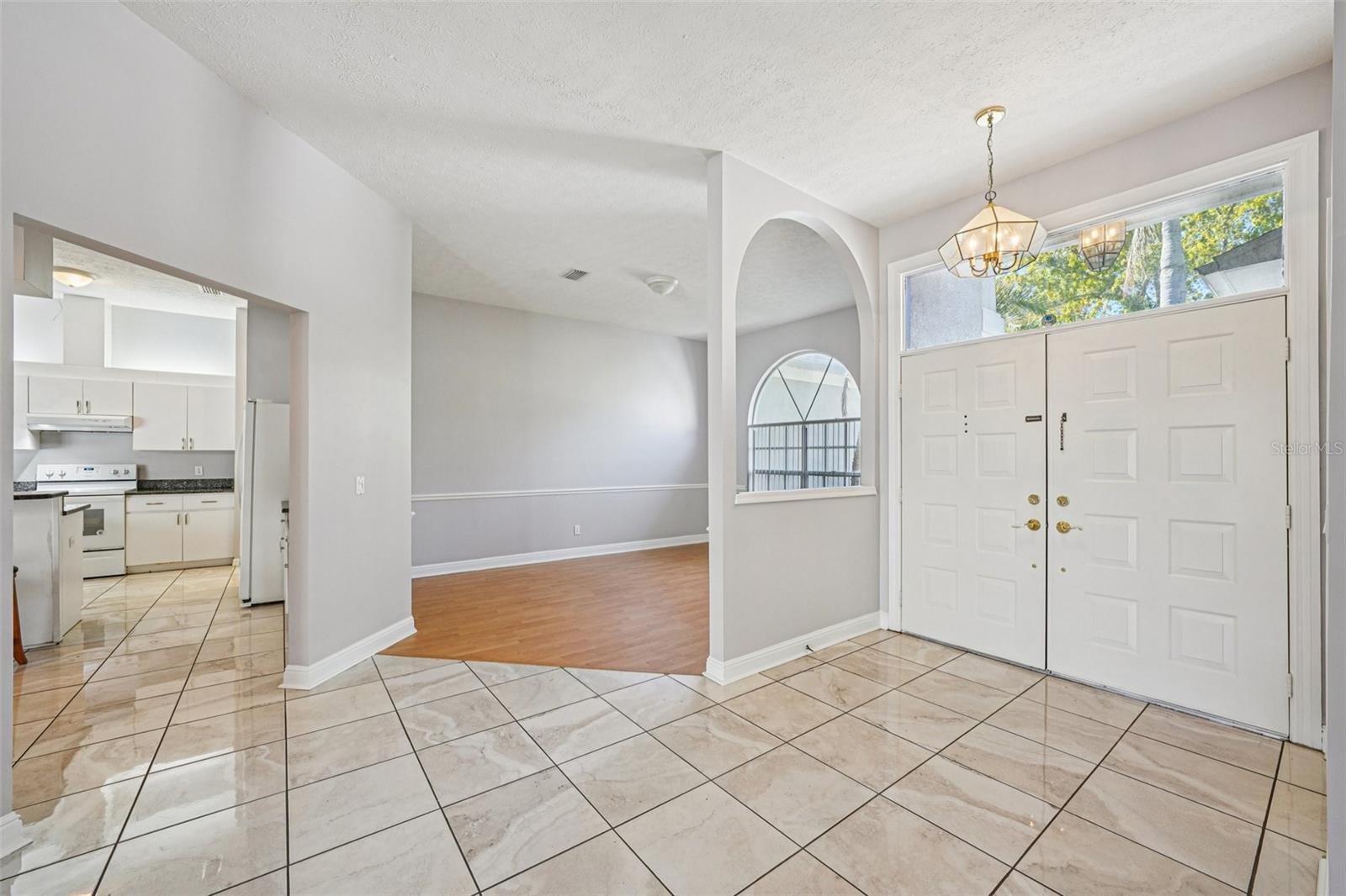 918 ACADEMY DR