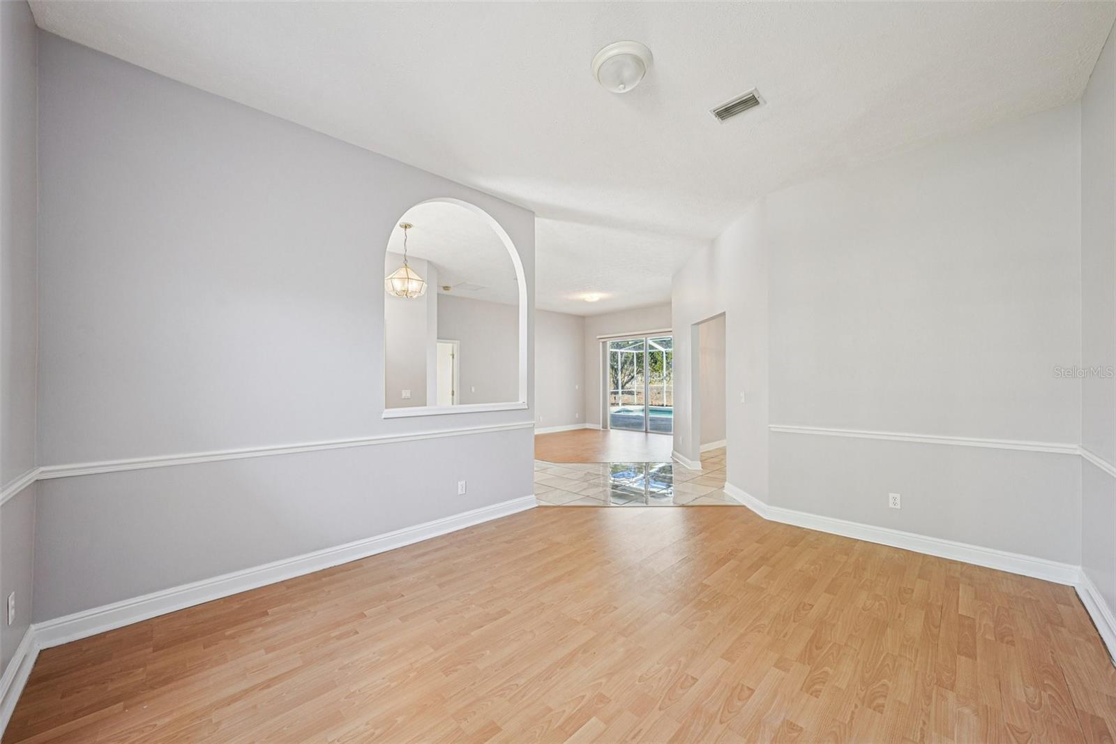 918 ACADEMY DR