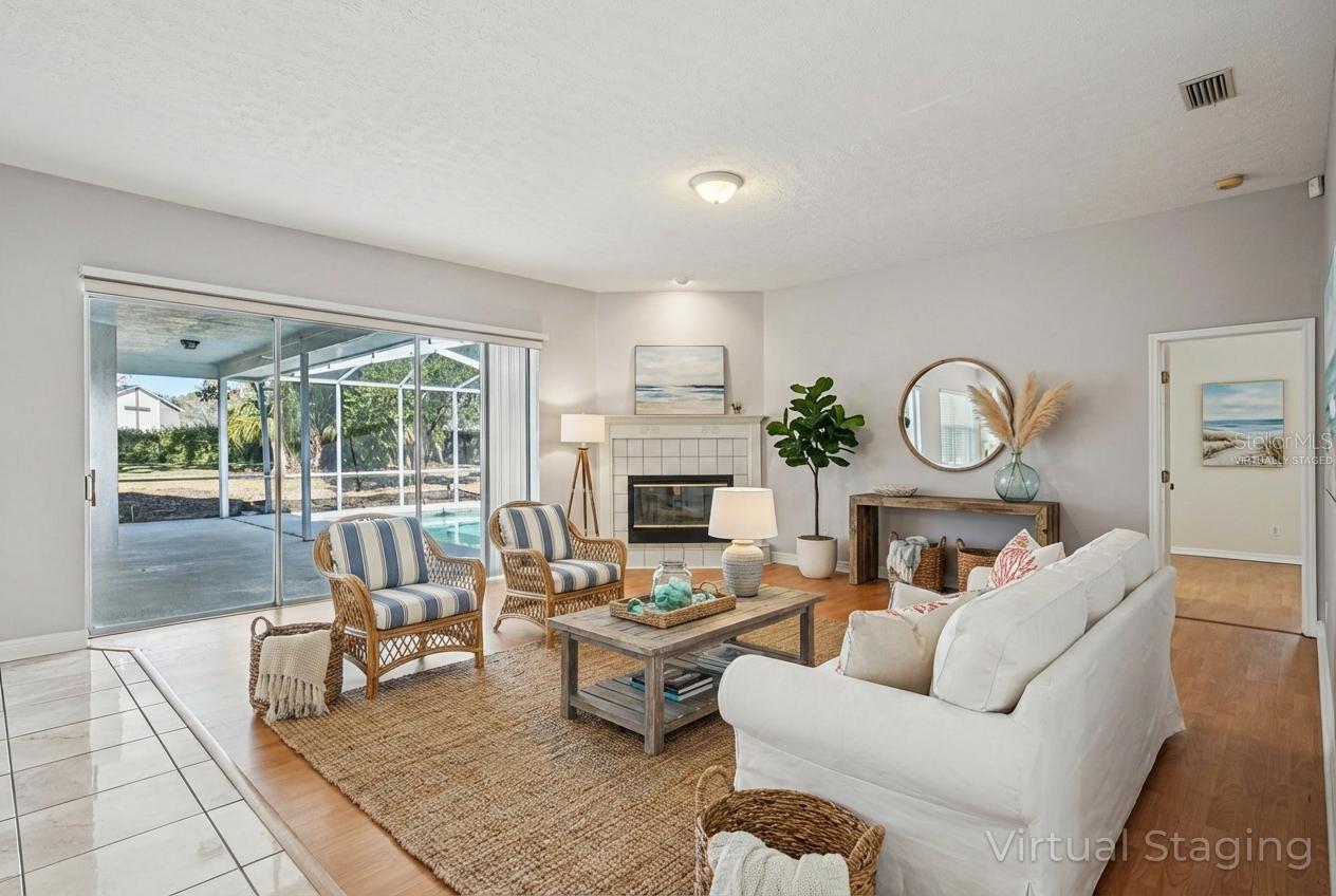 918 ACADEMY DR