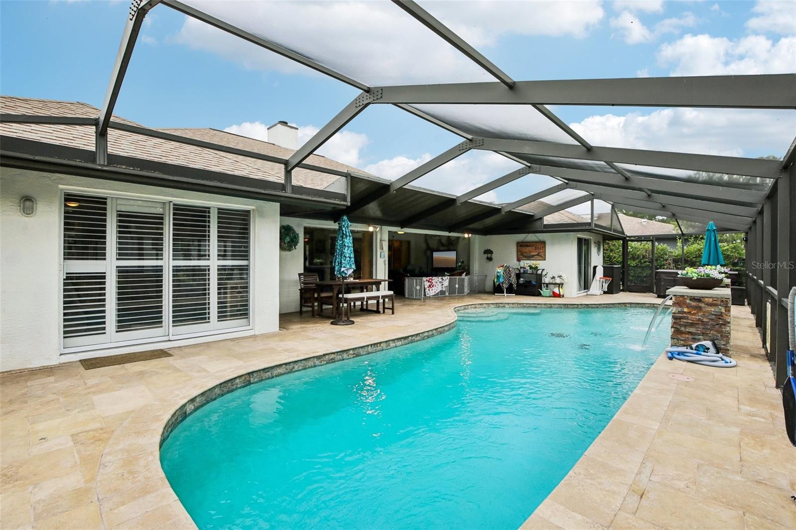 213 N BROCKFIELD DR