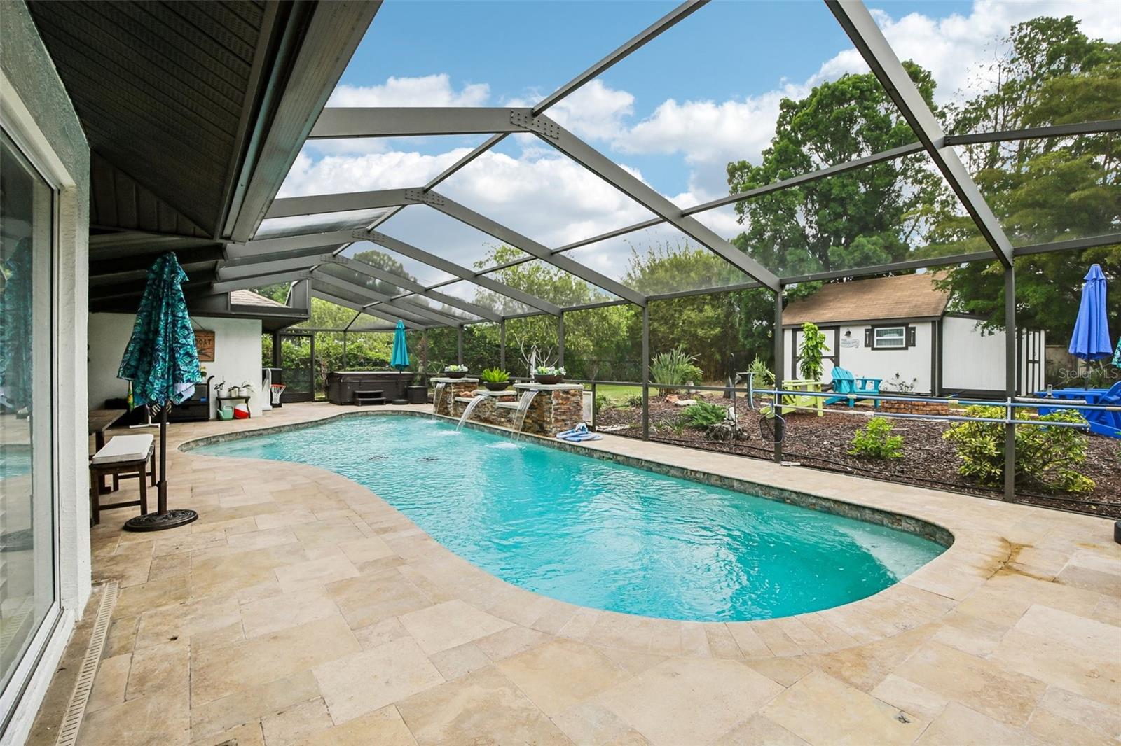 213 N BROCKFIELD DR