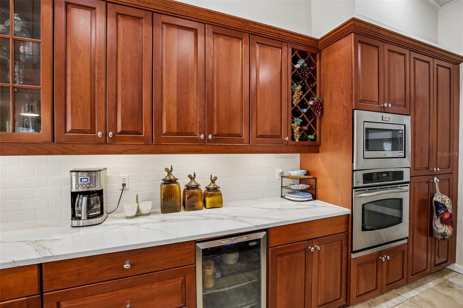 213 N BROCKFIELD DR