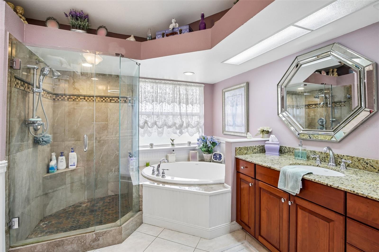 213 N BROCKFIELD DR
