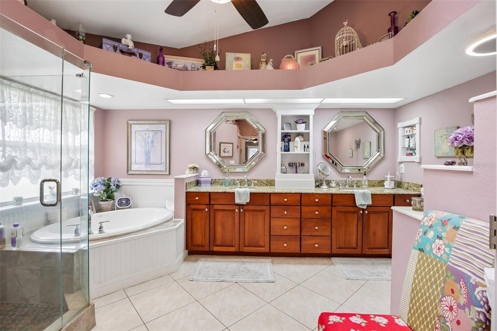 213 N BROCKFIELD DR