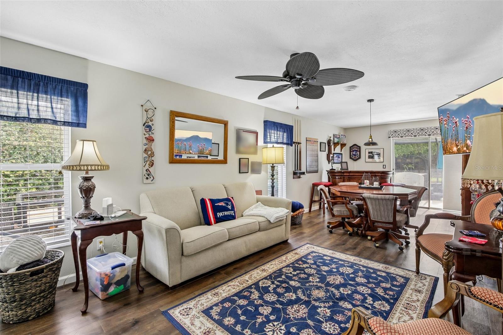 213 N BROCKFIELD DR
