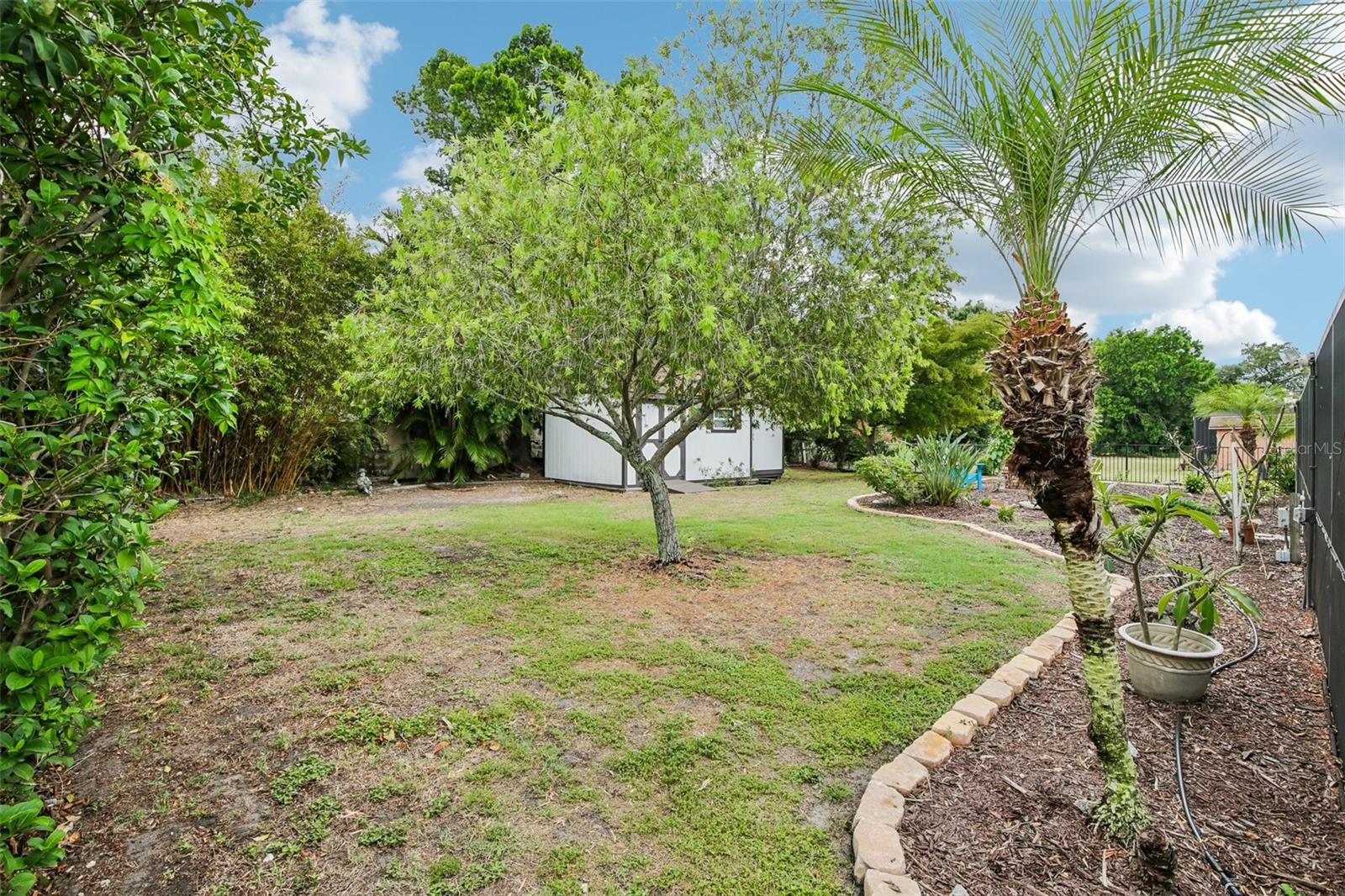 213 N BROCKFIELD DR