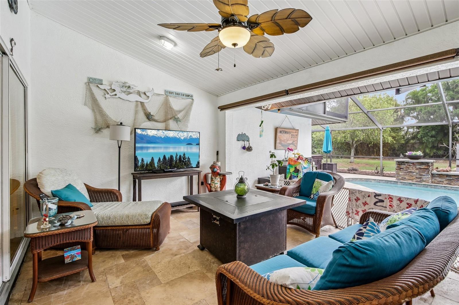 213 N BROCKFIELD DR