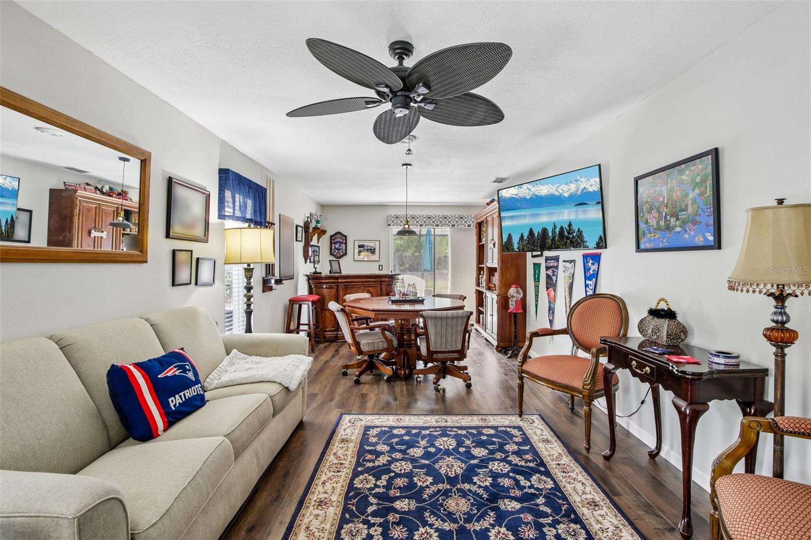 213 N BROCKFIELD DR